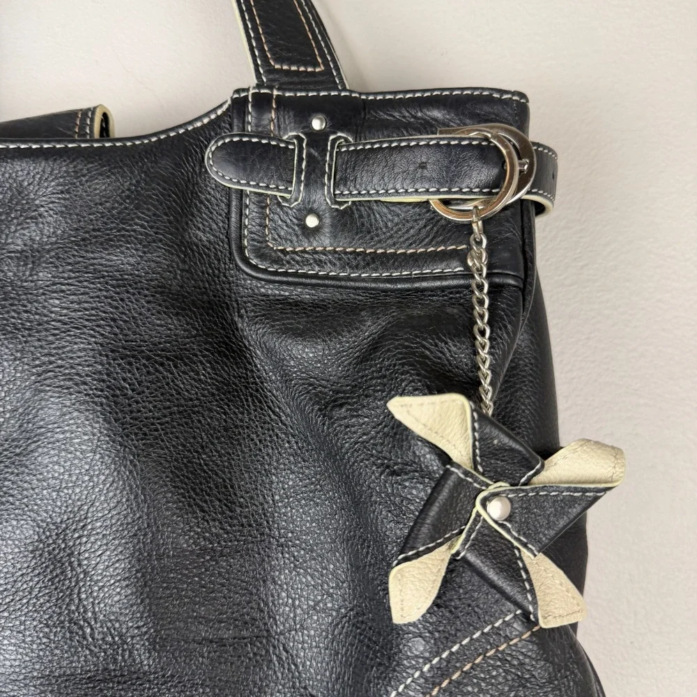 Franklin Covey Handbags Women's Black Grain Leather Contrast Stitch Flower Charm